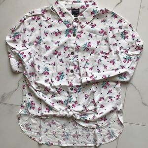 🔥 Long sleeve  floral blouse  size large 14